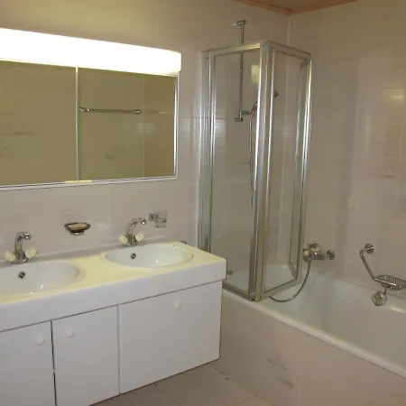 Holiday home Chalet Gisele Nend102 *